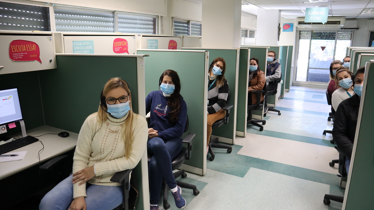 Equipe da Central de Atendimento do Hospital Mãe de Deus 