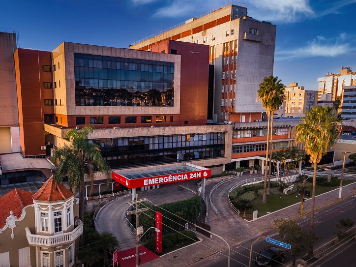 Há 45 anos escolhendo acolher